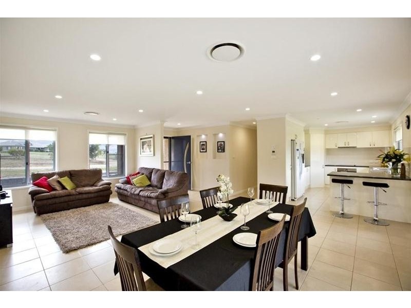 35 Eveleigh Road, Gunnedah NSW 2380