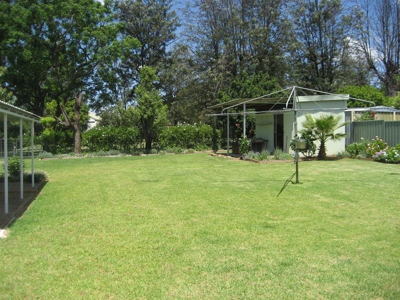 8 Albion Street, Gunnedah NSW 2380