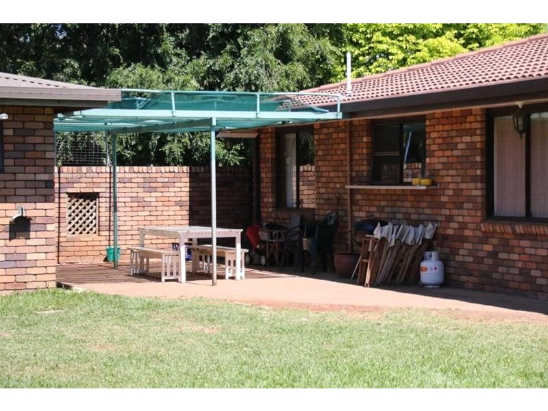 13 Gallen Avenue, Gunnedah NSW 2380