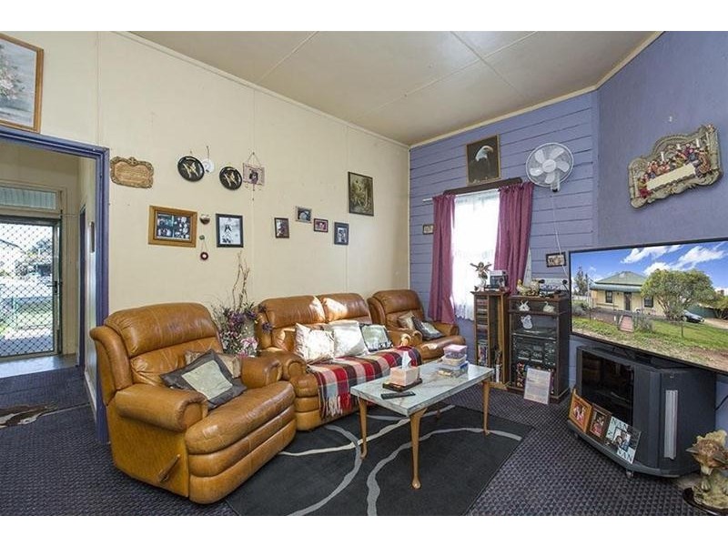 32 Conadilly Street, Gunnedah NSW 2380