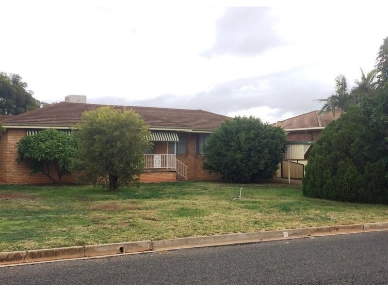 7 Palmer Crescent, Gunnedah NSW 2380