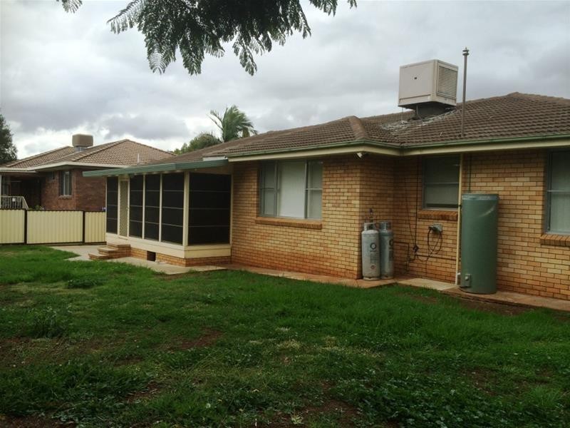 7 Palmer Crescent, Gunnedah NSW 2380