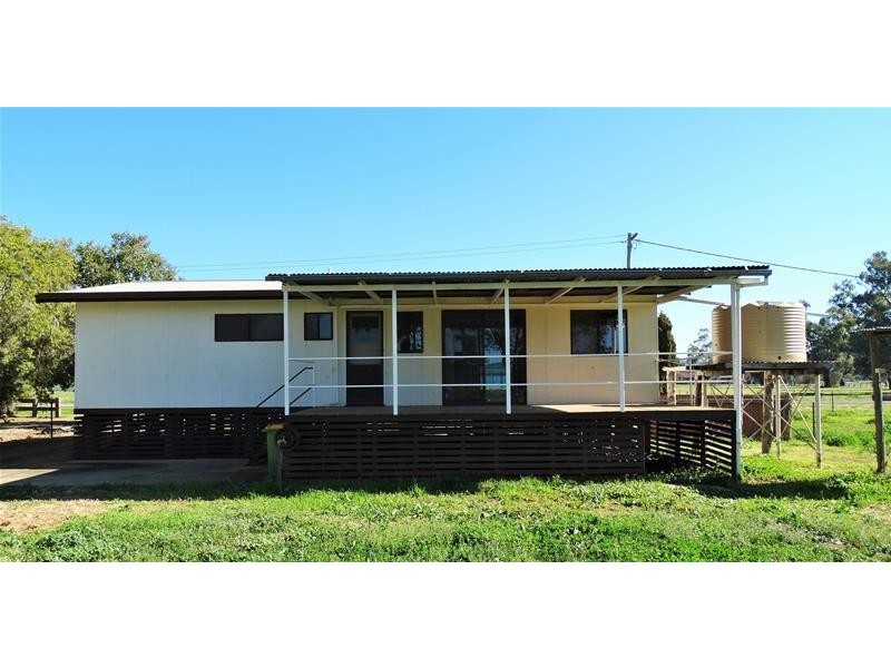 80 Phillip Street, Carroll NSW 2340