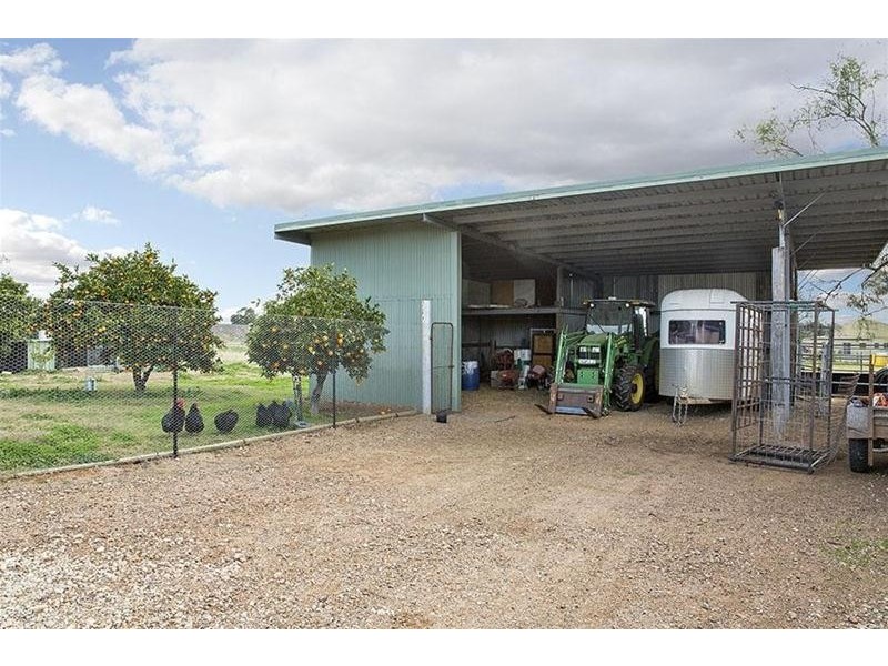 47 Quia Road, Gunnedah NSW 2380