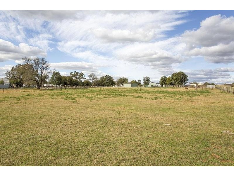 47 Quia Road, Gunnedah NSW 2380