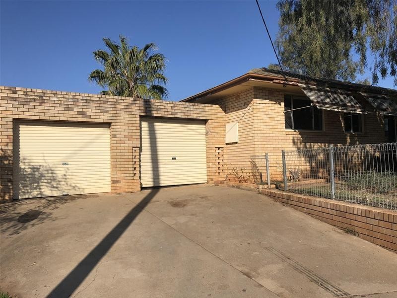 42 Jaeger Avenue, Gunnedah NSW 2380