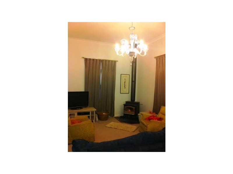 8 Galway Avenue, Gunnedah NSW 2380