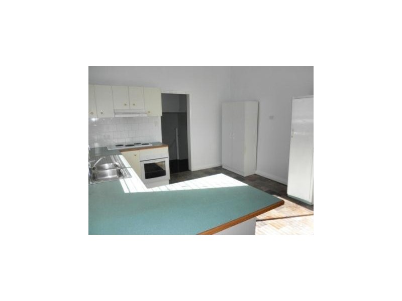 8 Galway Avenue, Gunnedah NSW 2380