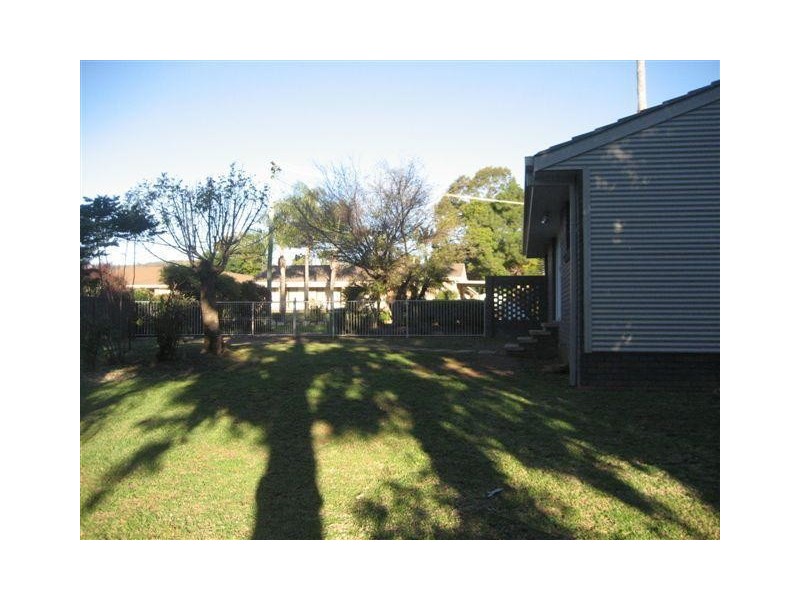 11 Ewing Street, Gunnedah NSW 2380