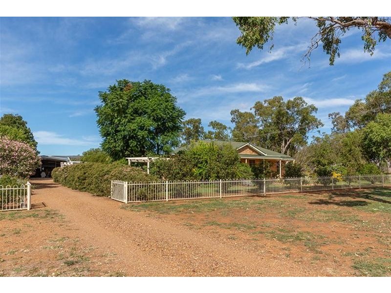 77-79 Goran Street, Curlewis NSW 2381