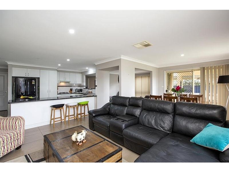 20 Tallowwood Drive, Gunnedah NSW 2380