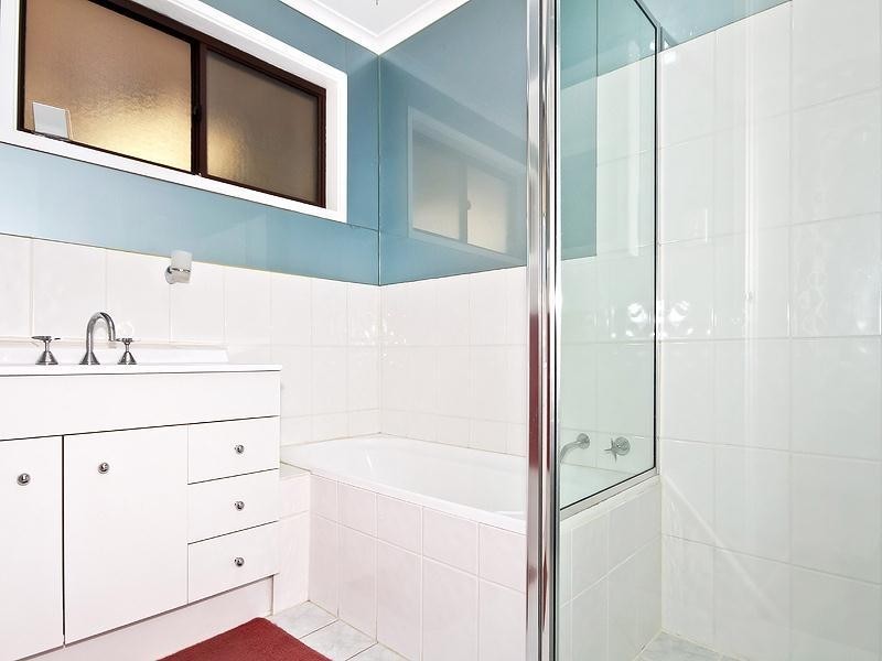 34 Lewis Avenue, Mount Barker SA 5251