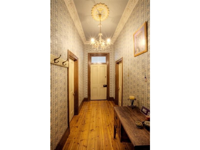 1 Parker Avenue, Strathalbyn SA 5255