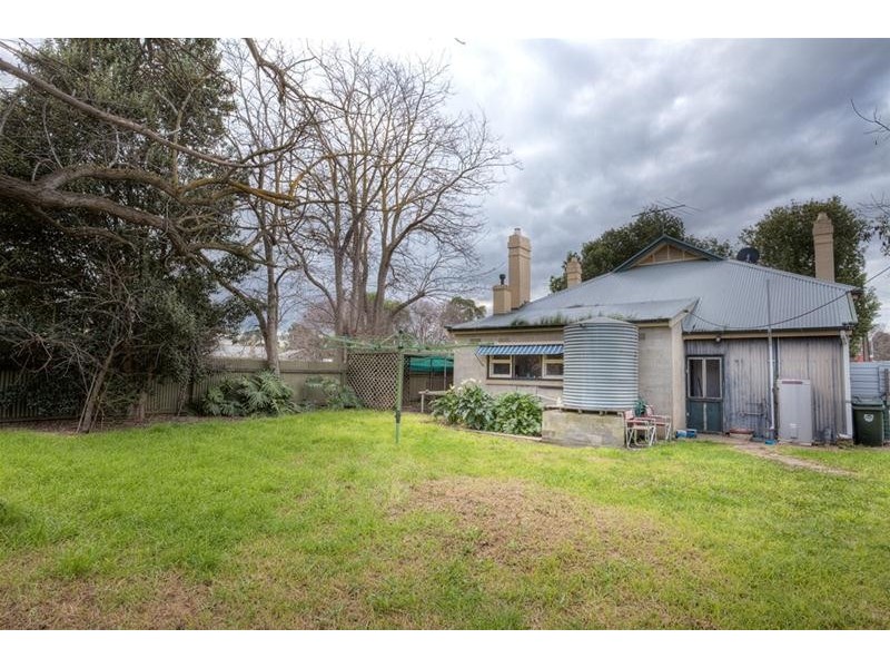 1 Parker Avenue, Strathalbyn SA 5255