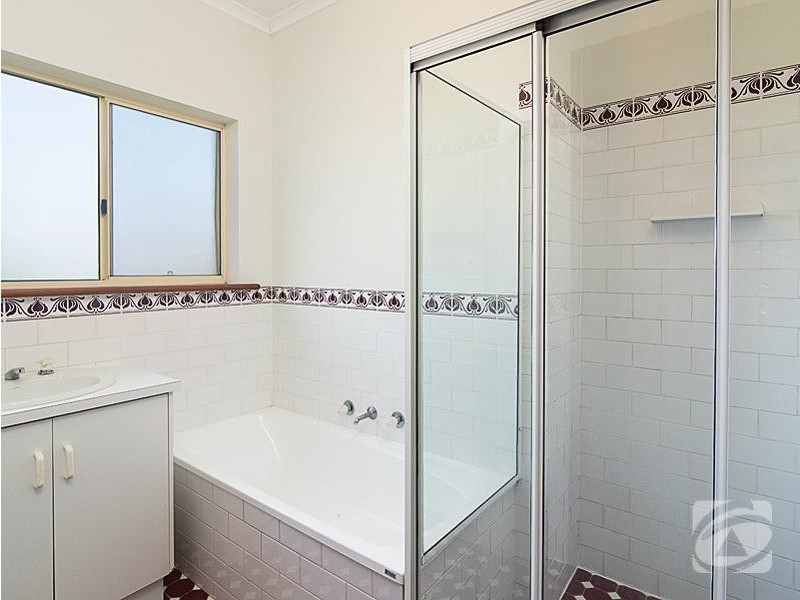 1/1 Thompson Court, Mount Barker SA 5251