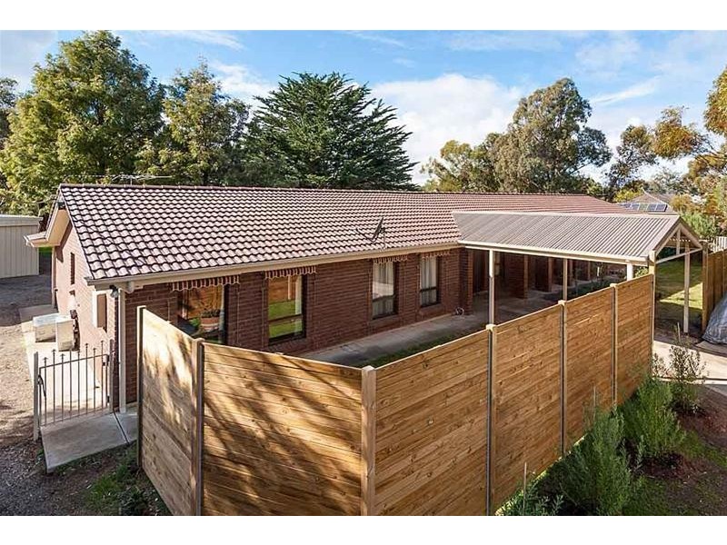 41 Adelaide Road, Strathalbyn SA 5255