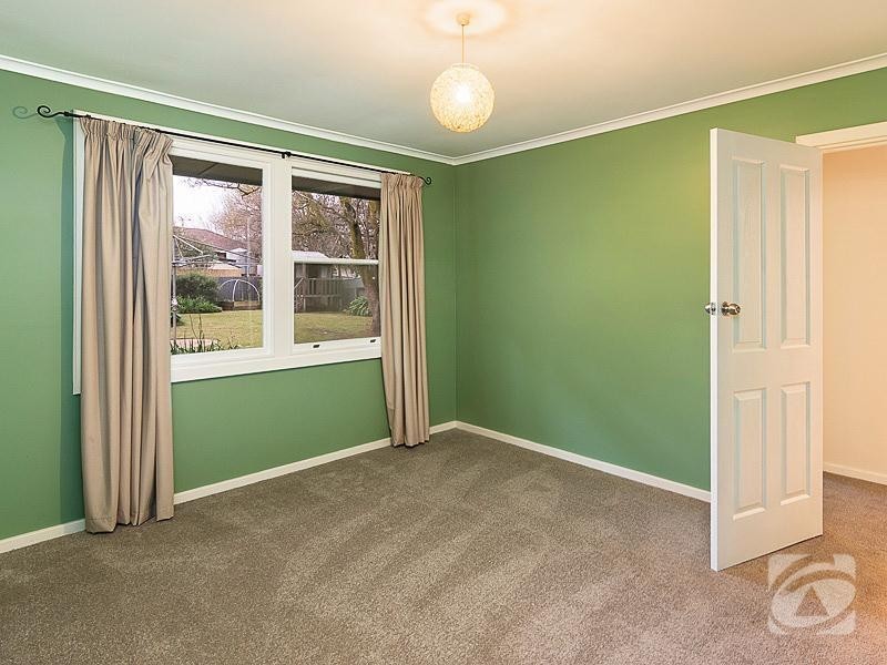 11 Phillip Street, Mount Barker SA 5251