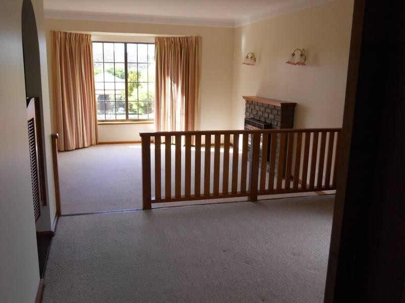 4 Chapman Crescent, Mount Barker SA 5251