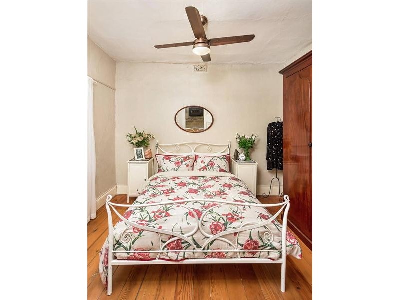 9 Newland Street, Mount Barker SA 5251