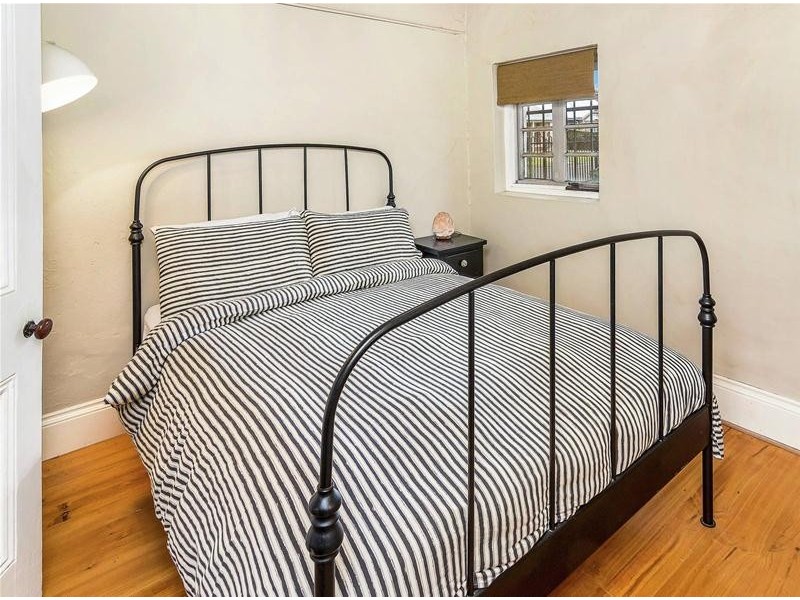 9 Newland Street, Mount Barker SA 5251