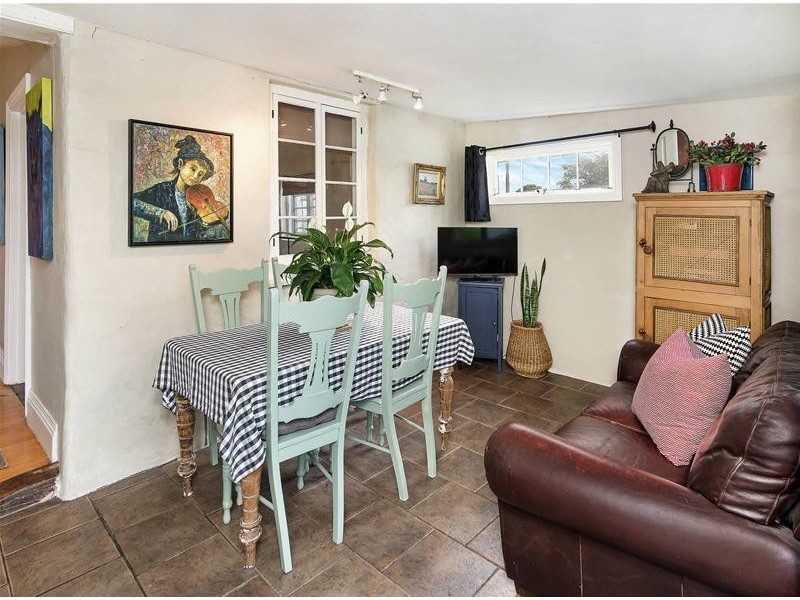 9 Newland Street, Mount Barker SA 5251