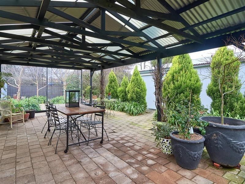 9 Newland Street, Mount Barker SA 5251