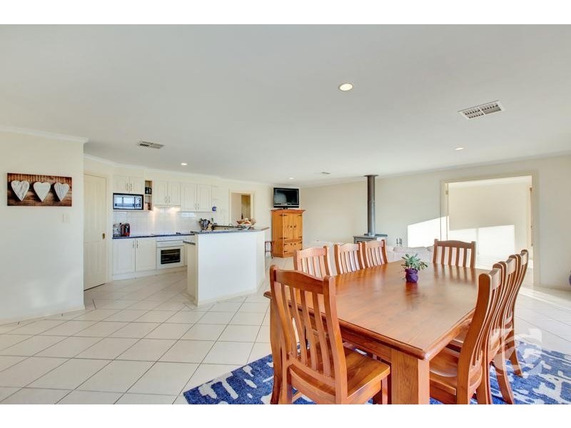 18 Pontiac Road, Mount Barker SA 5251