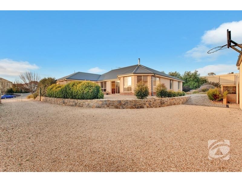 18 Pontiac Road, Mount Barker SA 5251