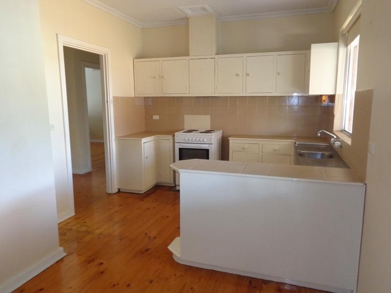 13 Knott Street, Mount Barker SA 5251