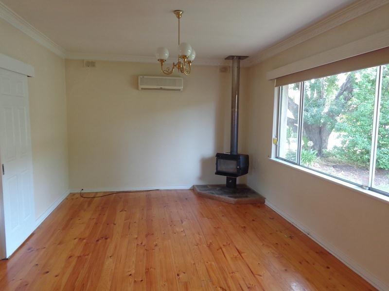 13 Knott Street, Mount Barker SA 5251