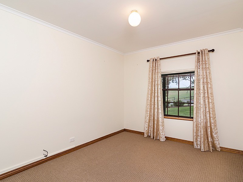 28 Bollen Road, Mount Barker SA 5251