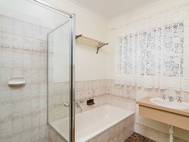 28 Bollen Road, Mount Barker SA 5251