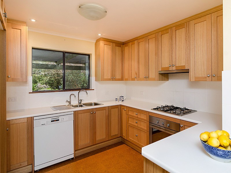 16 Maurice Road, Mount Barker SA 5251