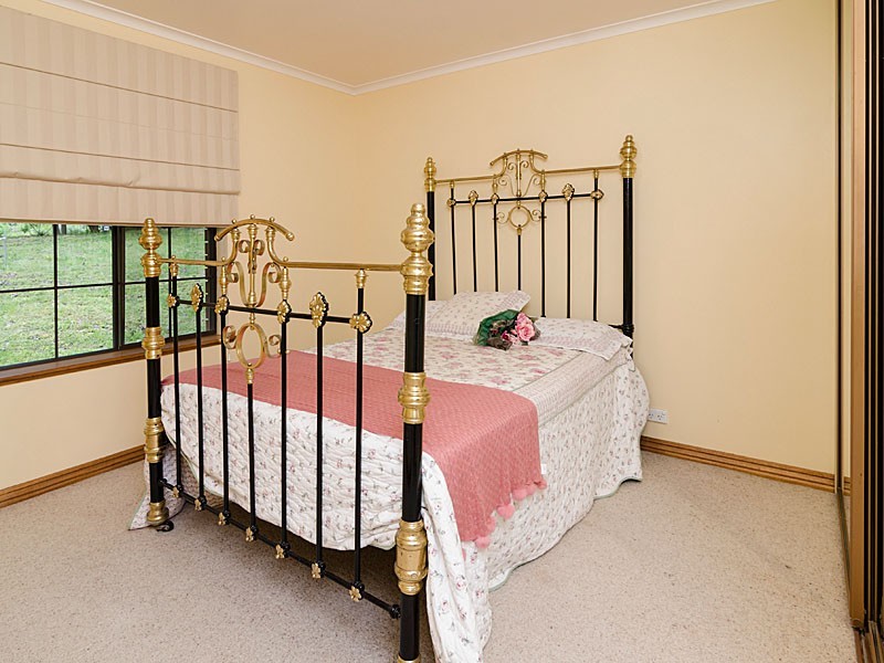 16 Maurice Road, Mount Barker SA 5251