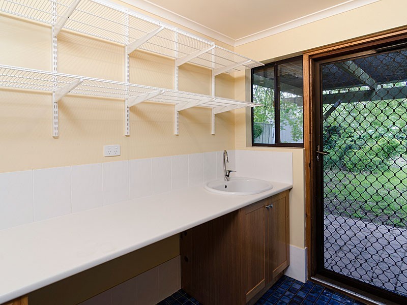 16 Maurice Road, Mount Barker SA 5251