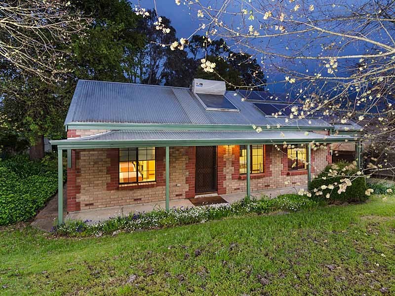 16 Maurice Road, Mount Barker SA 5251