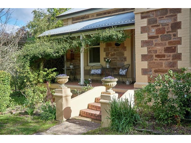 281 Junction Road, Balhannah SA 5242 First National Real Estate Pope