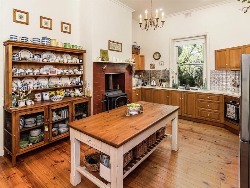 281 Junction Road, Balhannah SA 5242 First National Real Estate Pope