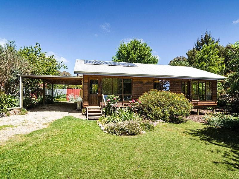 1A Teakle Court, Mount Barker SA 5251