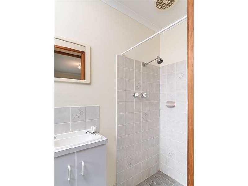 2 Berry Smith Drive, Strathalbyn SA 5255