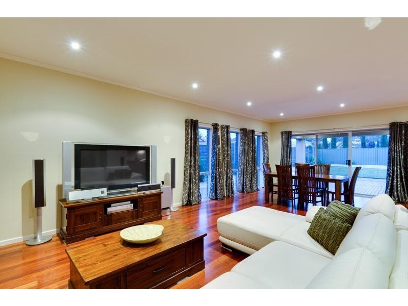 14 Barton Circuit, Mount Barker SA 5251