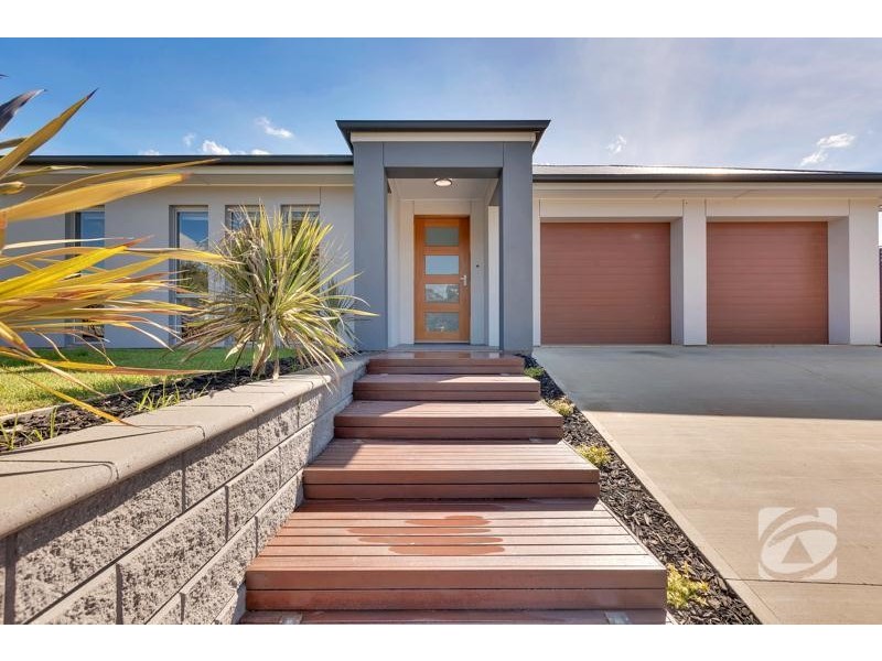 12 Highland Street, Mount Barker SA 5251