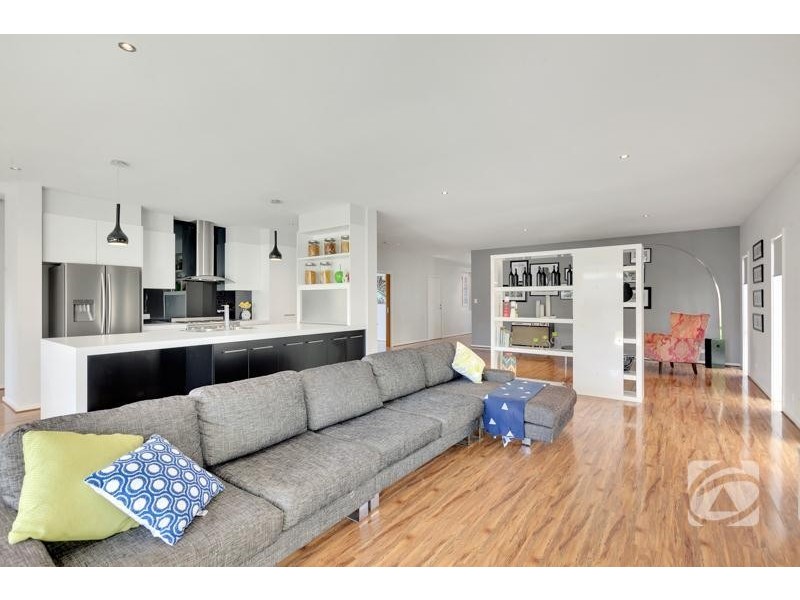 12 Highland Street, Mount Barker SA 5251