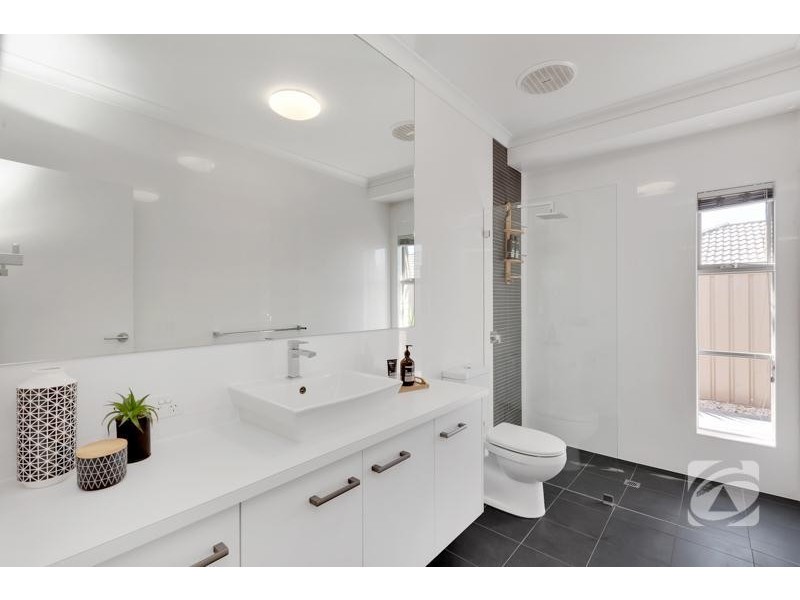 12 Highland Street, Mount Barker SA 5251