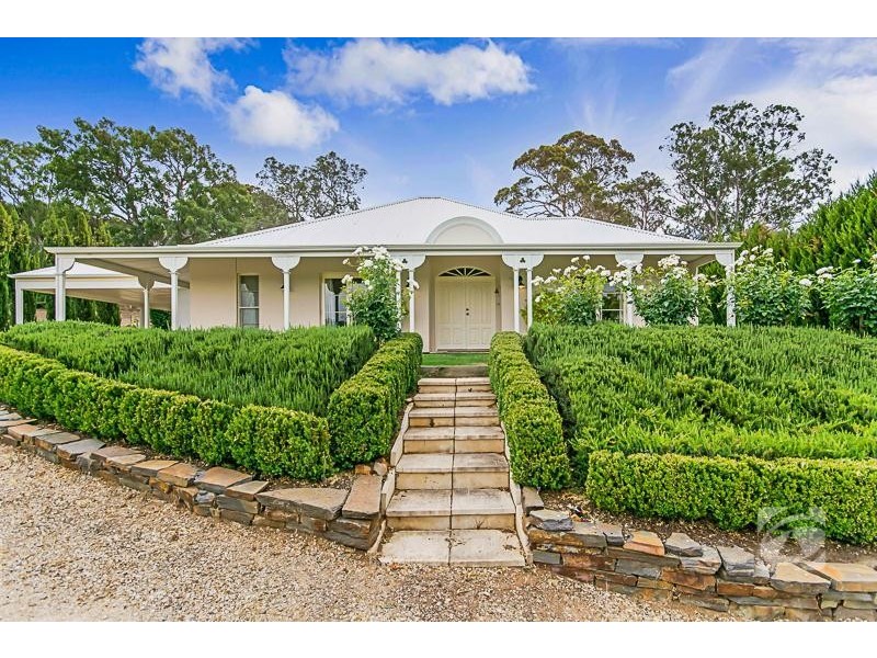 25 Waterford Avenue, Mount Barker SA 5251