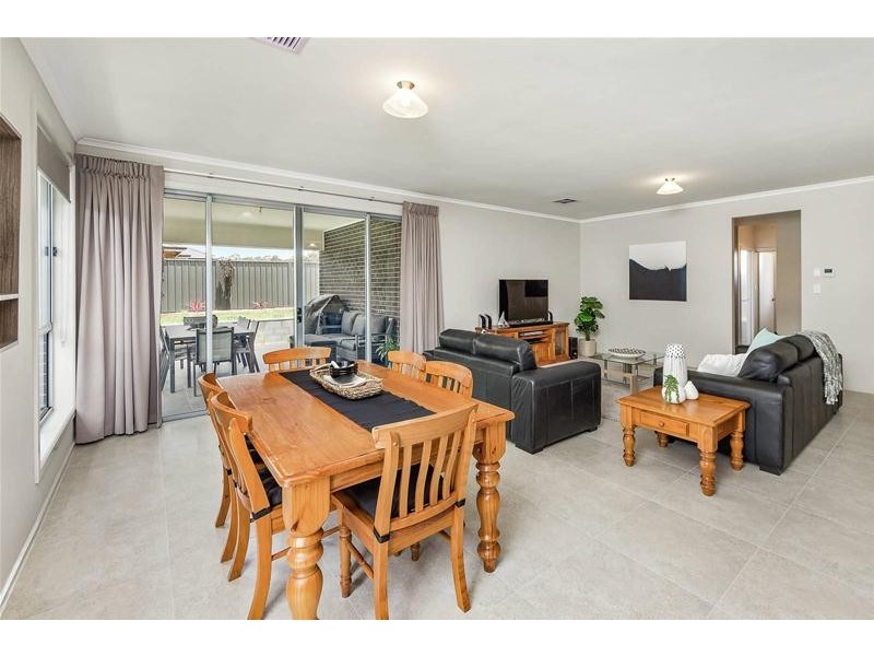 16 Ashfield Street, Mount Barker SA 5251