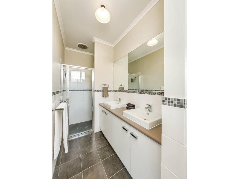 16 Ashfield Street, Mount Barker SA 5251