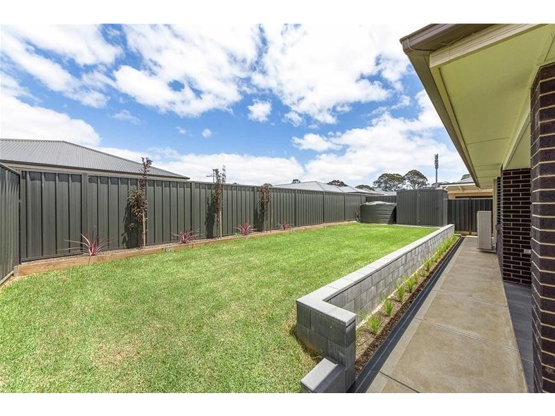 16 Ashfield Street, Mount Barker SA 5251