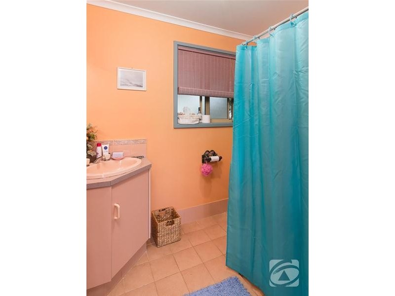 11 Stephens Avenue, Strathalbyn SA 5255