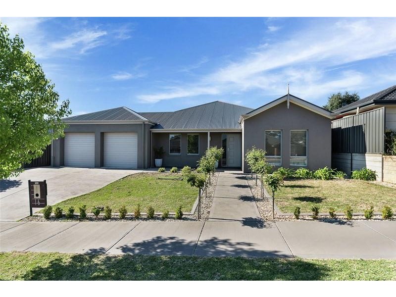 16 Bradford Street, Mount Barker SA 5251